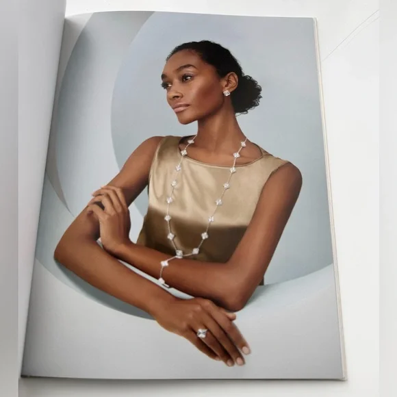 Van Cleef & Arpels Hardcover Jewel Collection Book Catalog - Picture 5 of 11